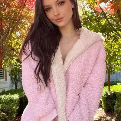 Dainty Wilder