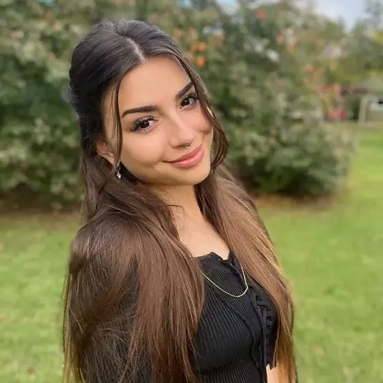 lolalala23